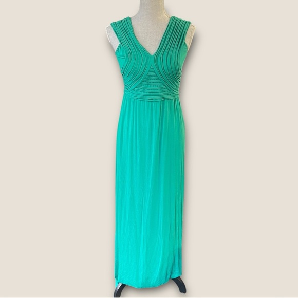 Max Studio Green Sleeveless Pleated Bodice Maxi Dress Size Small - Picture 2 of 11